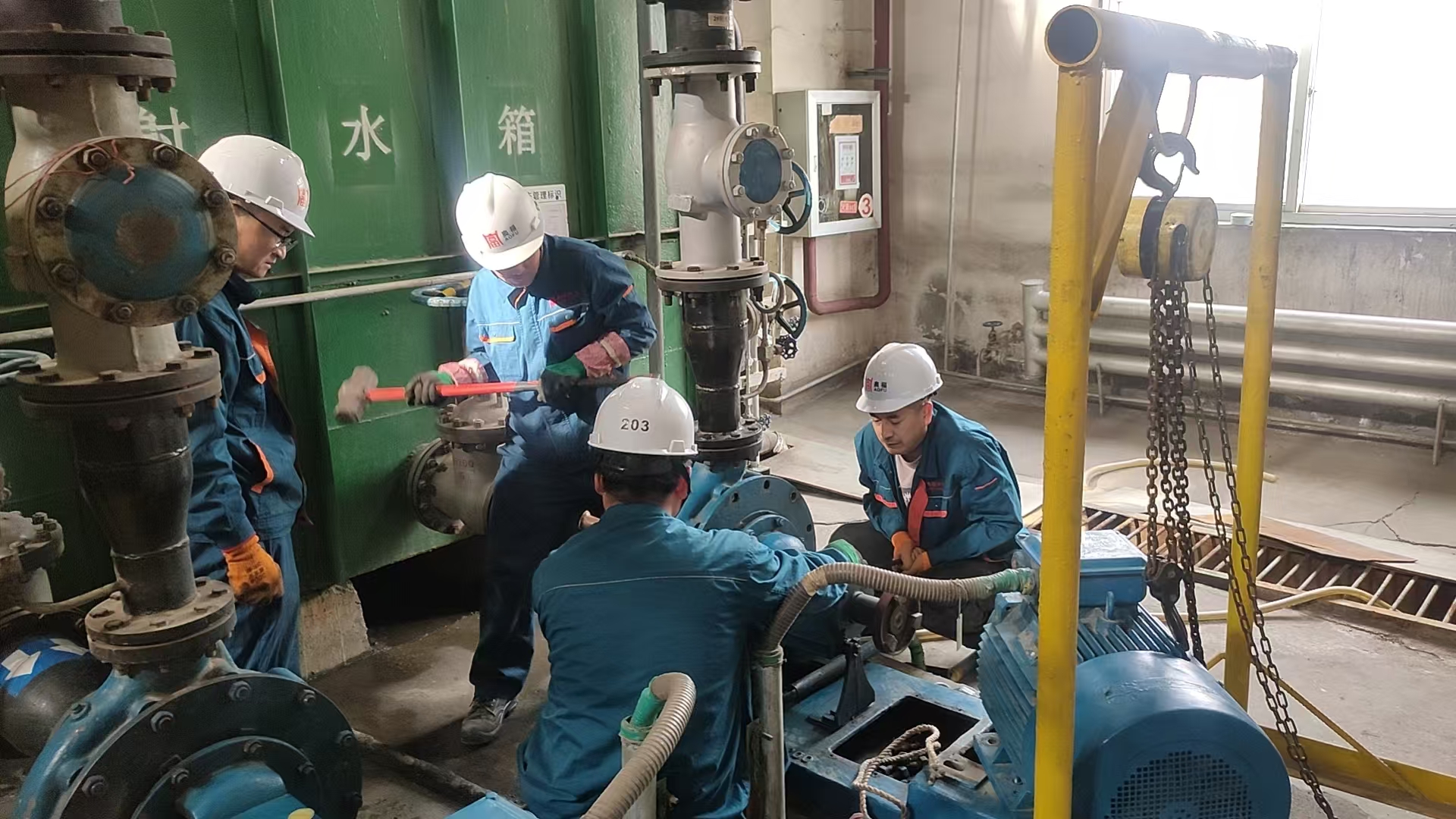 防寒保供筑防线 精修细护稳发电——白银2121非凡圆满完成汽轮机冬季专项运维 防寒保供筑防线 精修细护稳发电——白银2121非凡圆满完成汽轮机冬季专项运维